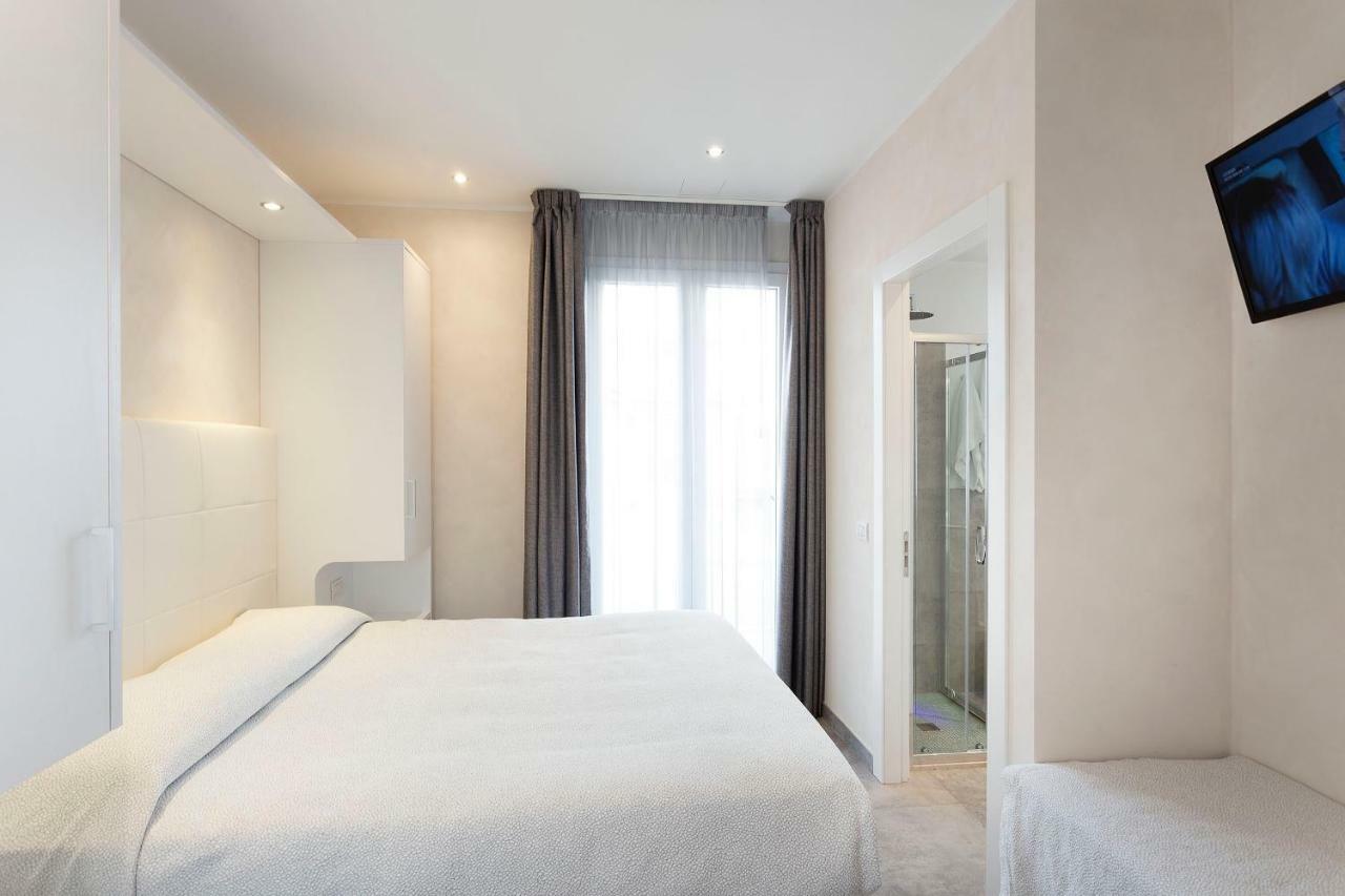 White Suite & Apartments Bellaria-Igea Marina Exterior photo